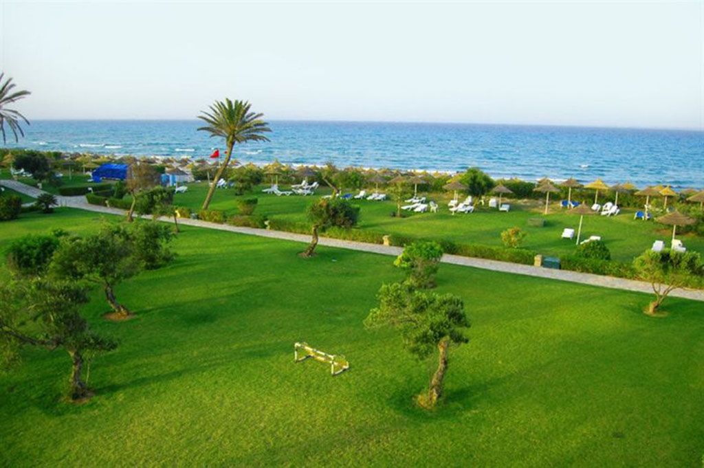 Golf activité animation piscine mahdia palace tunisie séjour loisirs entertainement plage mer voyage vacances hébergement réservation booking thalasso spa bien être relax ambiance familiale 