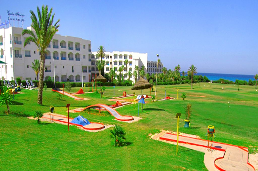Golf activité animation piscine mahdia palace tunisie séjour loisirs entertainement plage mer voyage vacances hébergement réservation booking thalasso spa bien être relax ambiance familiale 