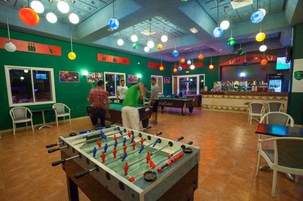 Hotel nour palace & thalasso mahdia Golf activité animation piscine mahdia palace tunisie séjour loisirs entertainement plage mer voyage vacances hébergement réservation booking thalasso spa bien être relax ambiance familiale 