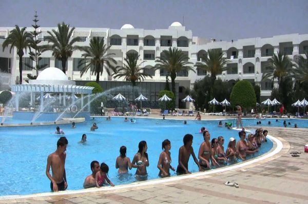 Golf activité animation piscine mahdia palace tunisie séjour loisirs entertainement plage mer voyage vacances hébergement réservation booking thalasso spa bien être relax ambiance familiale 