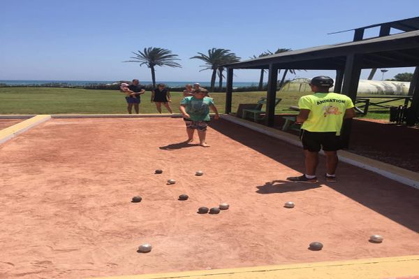 Golf activité animation piscine mahdia palace tunisie séjour loisirs entertainement plage mer voyage vacances hébergement réservation booking thalasso spa bien être relax ambiance familiale 