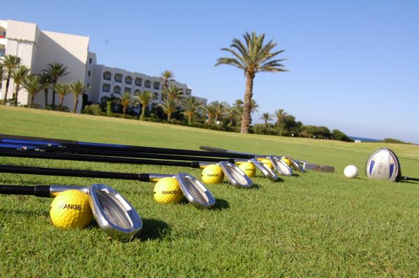 Golf activité animation piscine mahdia palace tunisie séjour loisirs entertainement plage mer voyage vacances hébergement réservation booking thalasso spa bien être relax ambiance familiale 