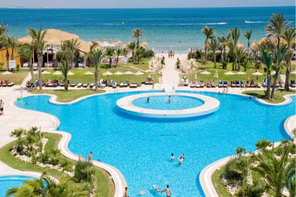 Golf activité animation piscine mahdia palace tunisie séjour loisirs entertainement plage mer voyage vacances hébergement réservation booking thalasso spa bien être relax ambiance familiale 