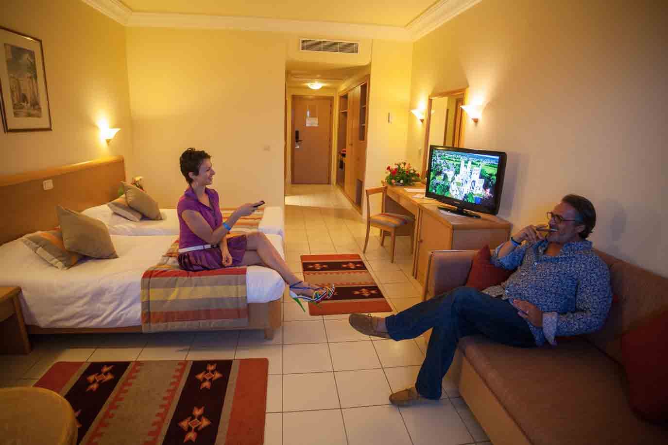  Nour Palace & Thalasso hotel séjour réservation tunisie mahdia spa bien être booking voyage vacances été stay mer piscine toboggan chambre plage palace golf 